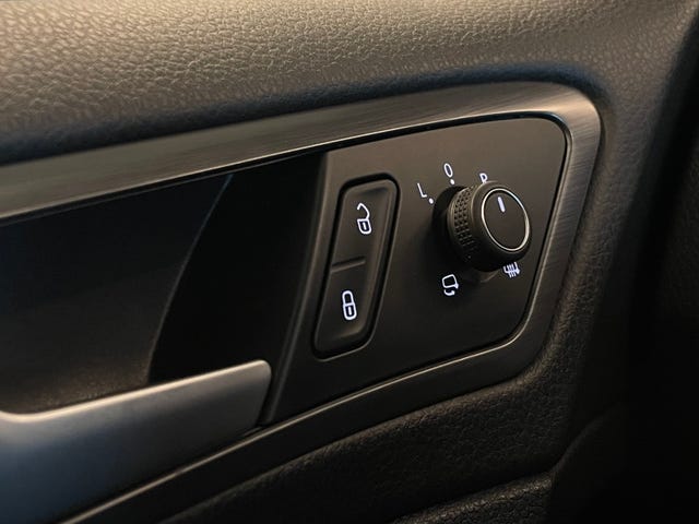 2019 VOLKSWAGEN GOLF - 22
