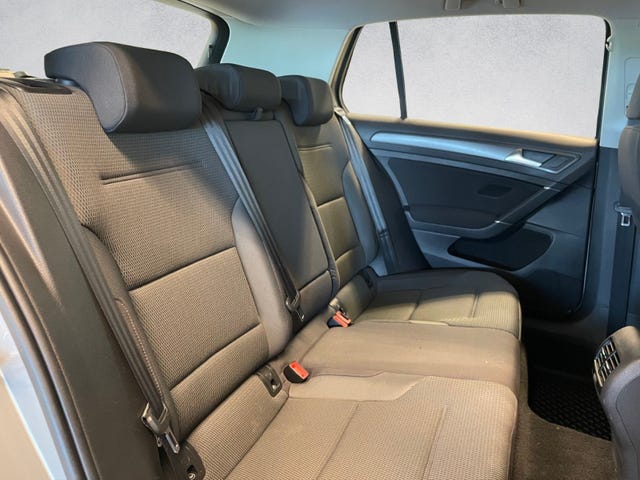 2019 VOLKSWAGEN GOLF - 11