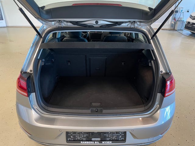 2019 VOLKSWAGEN GOLF - 24