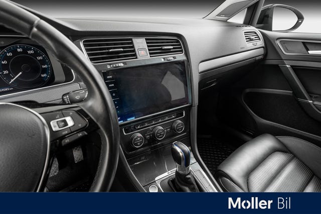 2019 VOLKSWAGEN GOLF - 10