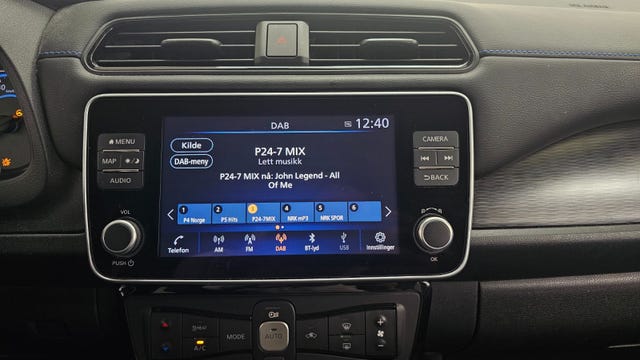 2021 NISSAN LEAF - 25