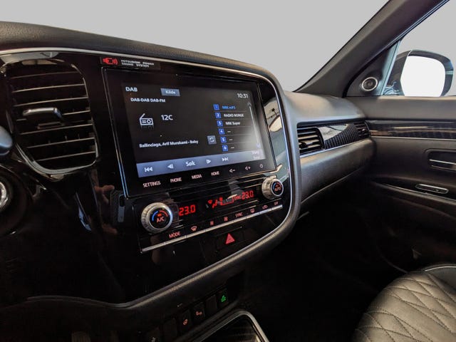 2020 MITSUBISHI OUTLANDER - 11