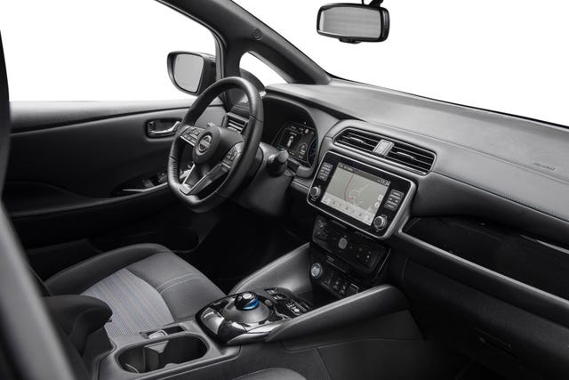 2022 NISSAN LEAF - 20