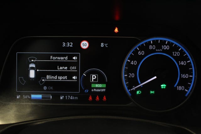 2021 NISSAN LEAF - 14