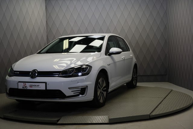 2018 VOLKSWAGEN GOLF - 15