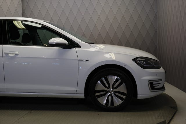 2018 VOLKSWAGEN GOLF - 8