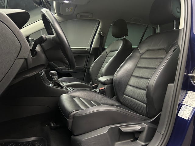 2019 VOLKSWAGEN GOLF - 17