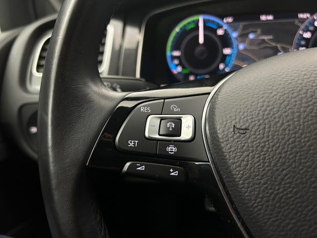 2019 VOLKSWAGEN GOLF - 22