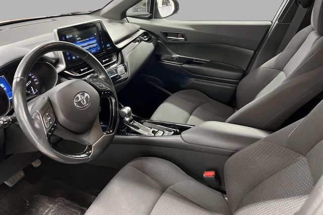 2018 TOYOTA C-HR - 10