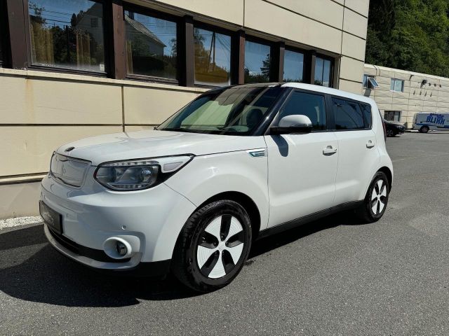 KNAJX81EFH7019005 2017 KIA SOUL-0