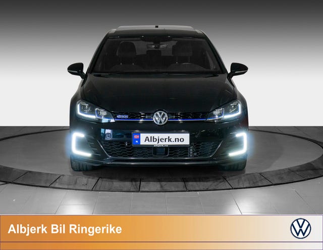2018 VOLKSWAGEN GOLF - 8