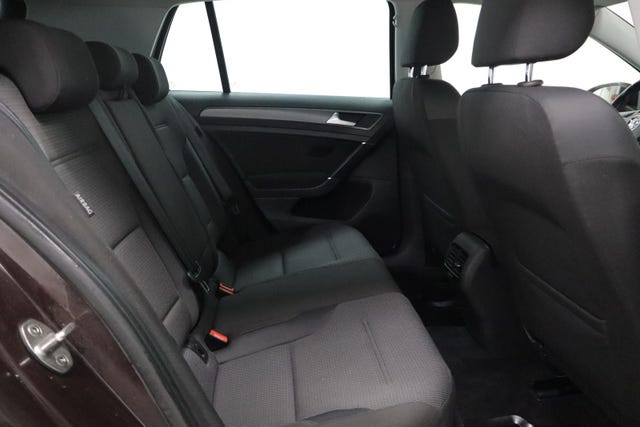 2018 VOLKSWAGEN GOLF - 24