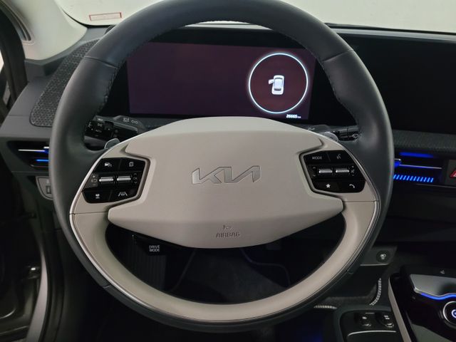 2022 KIA EV6 - 12