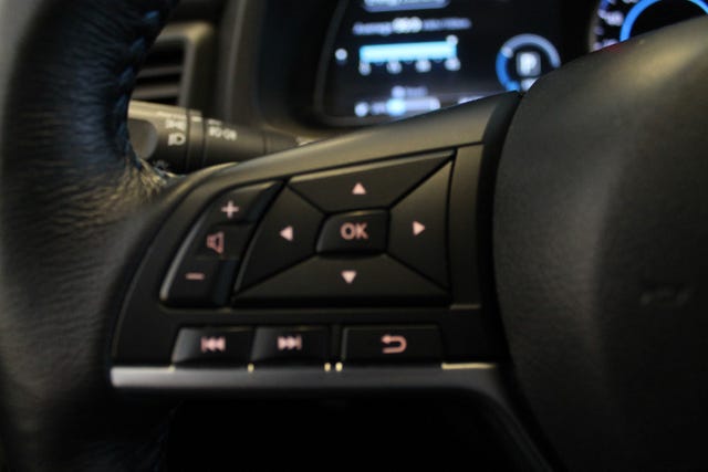 2021 NISSAN LEAF - 10