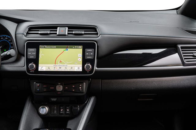 2022 NISSAN LEAF - 19