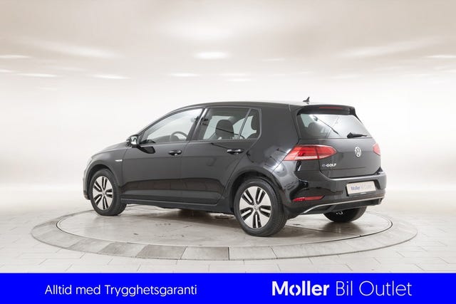 WVWZZZAUZJ8909471 2018 VOLKSWAGEN GOLF-4
