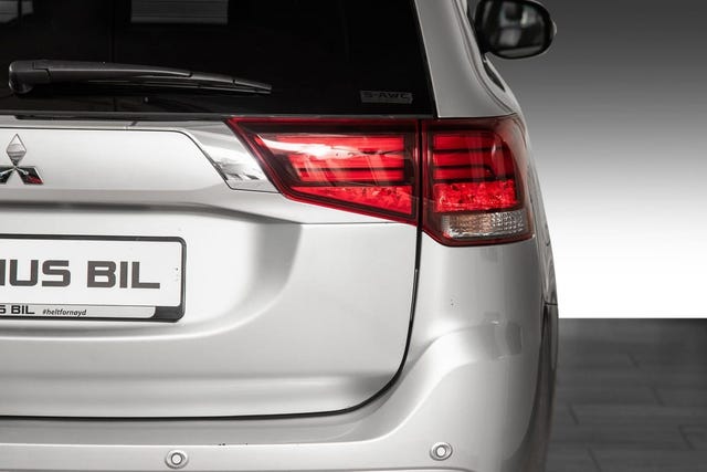 2020 MITSUBISHI OUTLANDER - 9