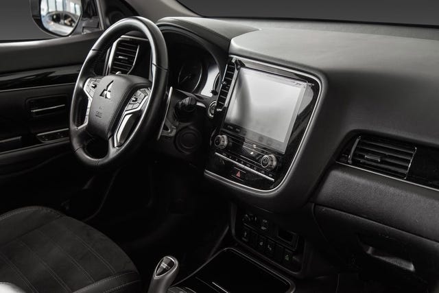 2020 MITSUBISHI OUTLANDER - 23