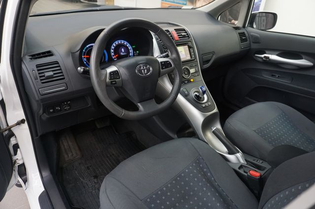 2013 TOYOTA AURIS - 25