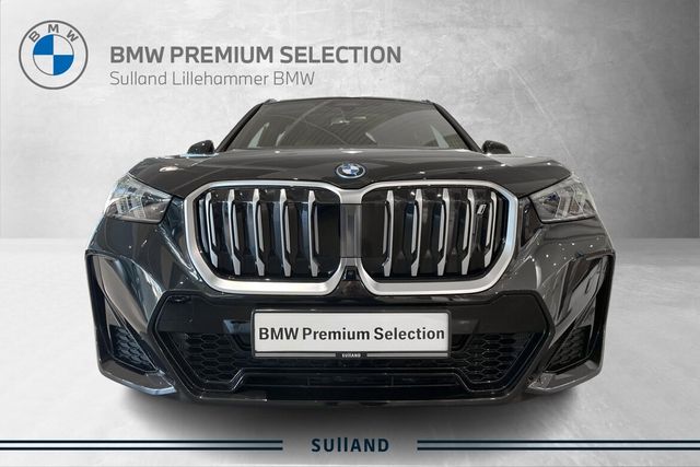 2023 BMW IX1 - 33