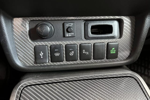 2020 MITSUBISHI OUTLANDER - 25