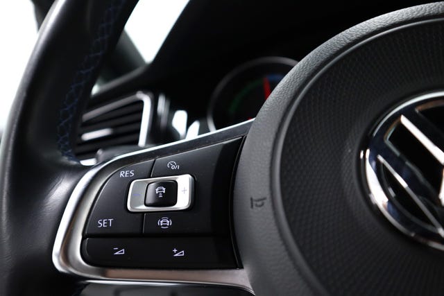 2019 VOLKSWAGEN GOLF - 13