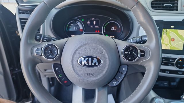 2016 KIA SOUL - 23