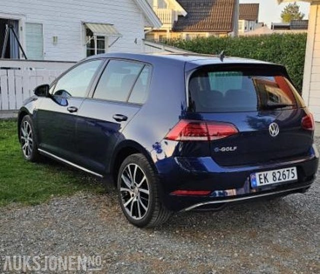 WVWZZZAUZJW909454 2018 VOLKSWAGEN GOLF-5