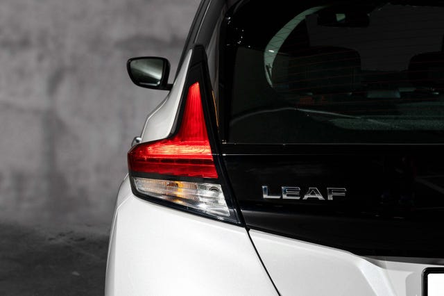 2021 NISSAN LEAF - 16