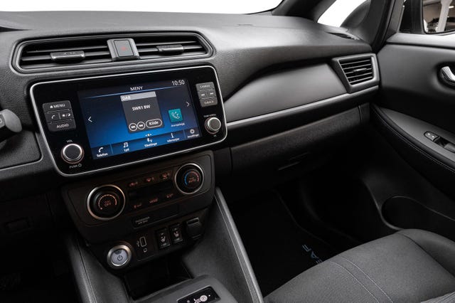 2021 NISSAN LEAF - 29
