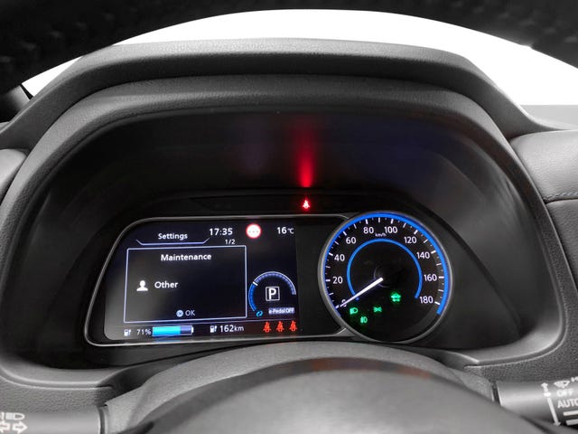 2018 NISSAN LEAF - 9