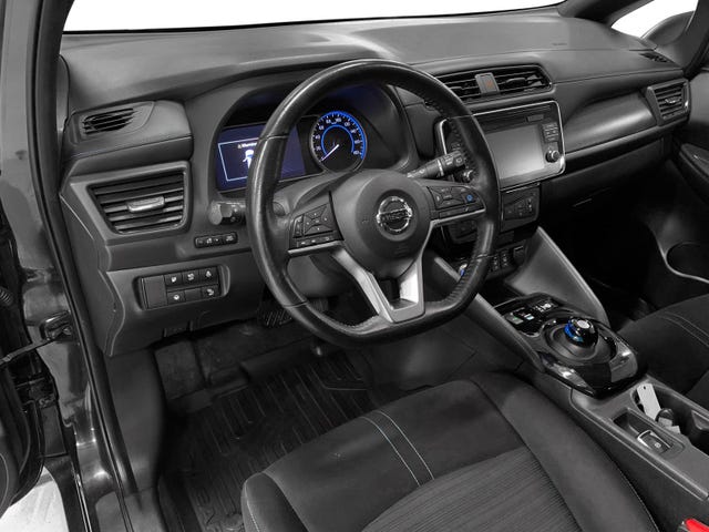 2018 NISSAN LEAF - 8