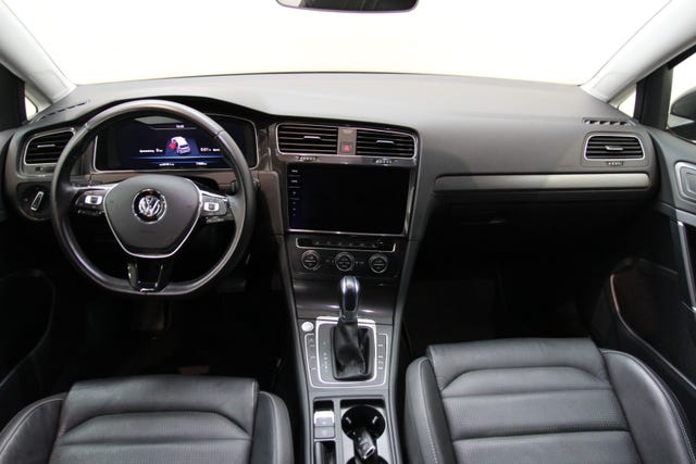 2019 VOLKSWAGEN GOLF - 9