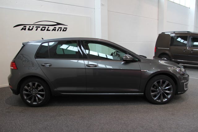 WVWZZZAUZK8903301 2019 VOLKSWAGEN GOLF-3