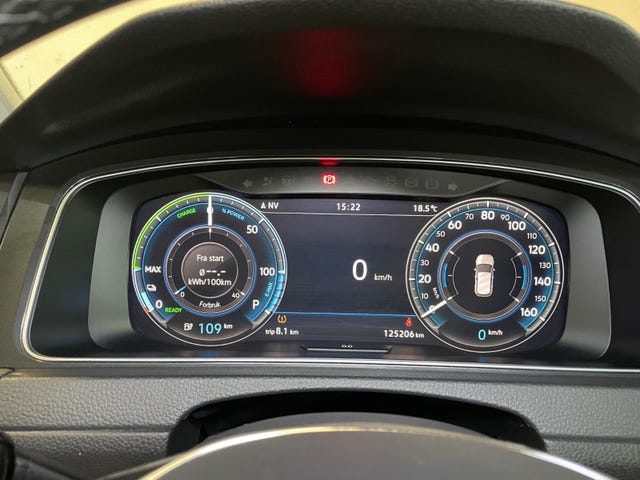 2018 VOLKSWAGEN GOLF - 17