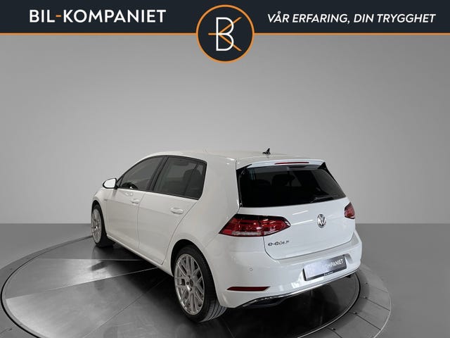 WVWZZZAUZK8903268 2018 VOLKSWAGEN GOLF-5