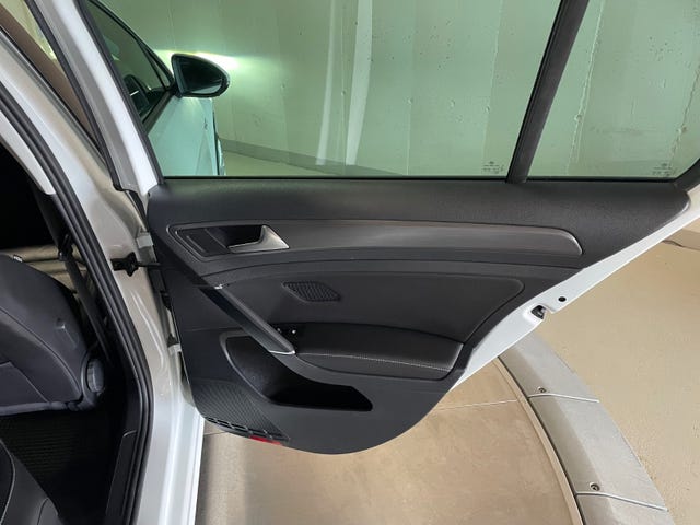 2018 VOLKSWAGEN GOLF - 28