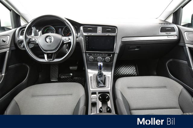 2019 VOLKSWAGEN GOLF - 11