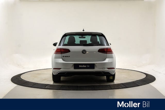 2019 VOLKSWAGEN GOLF - 8