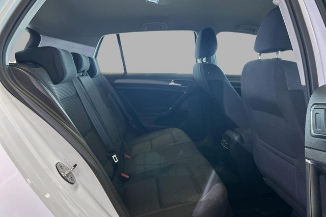 2019 VOLKSWAGEN GOLF - 17