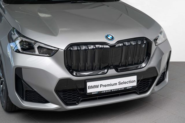 2023 BMW IX1 - 4