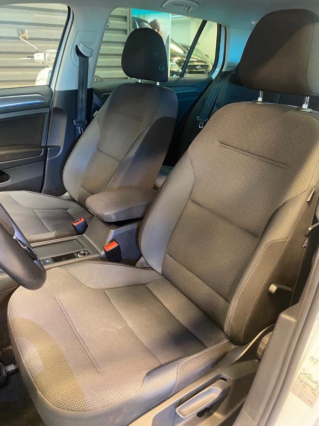 2018 VOLKSWAGEN GOLF - 19