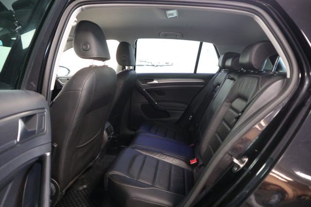 2018 VOLKSWAGEN GOLF - 13