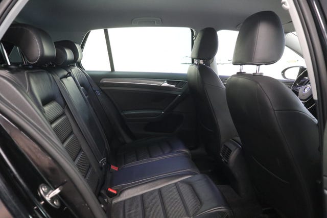 2018 VOLKSWAGEN GOLF - 16