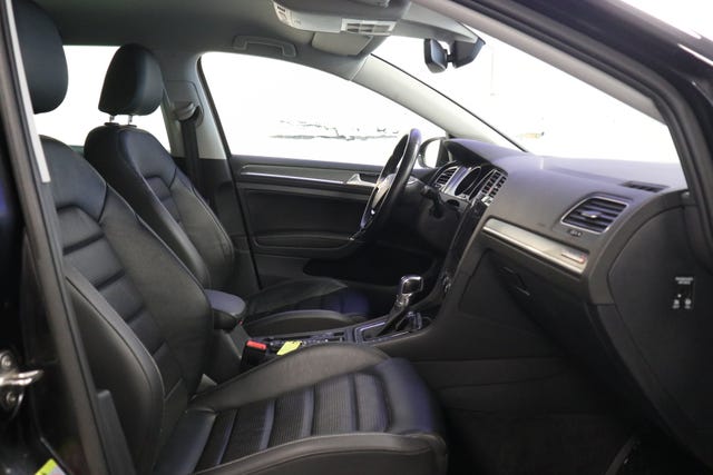 2018 VOLKSWAGEN GOLF - 14