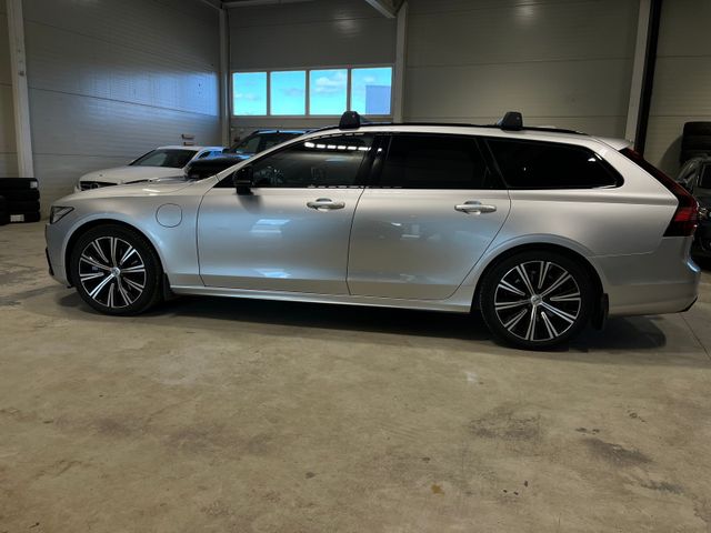 2021 VOLVO V90 - 9