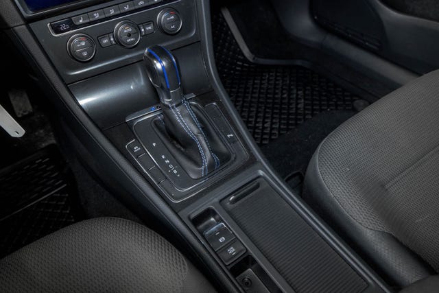 2018 VOLKSWAGEN GOLF - 11