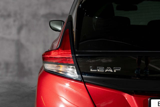 2021 NISSAN LEAF - 16