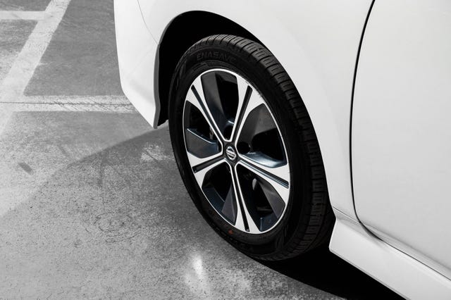 2021 NISSAN LEAF - 9