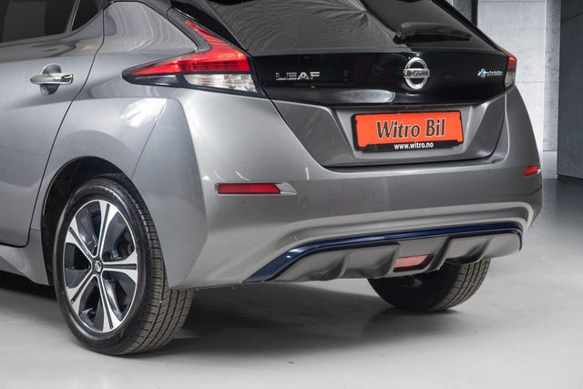 2022 NISSAN LEAF - 8